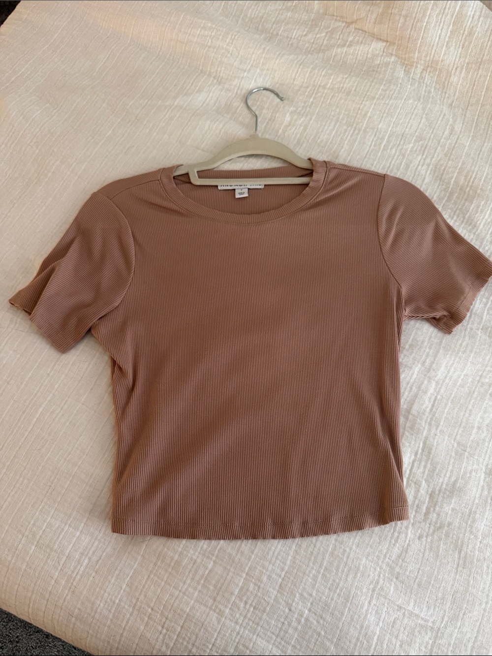 Ribbed Short Sleeve Crop Top in Dusty Mauve